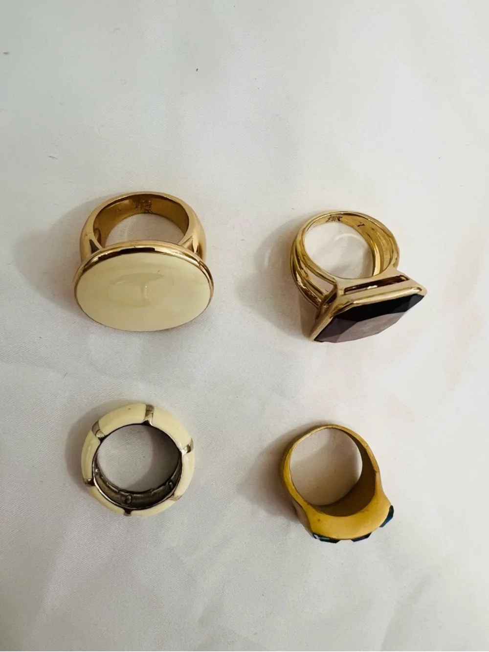 Womens Assorted Statement Rings Set - Picture 2 of 3